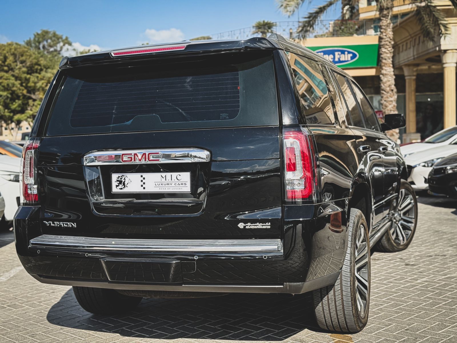 GMC Yukon Denali