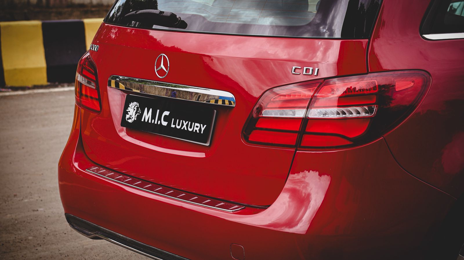 Mercedes B200
