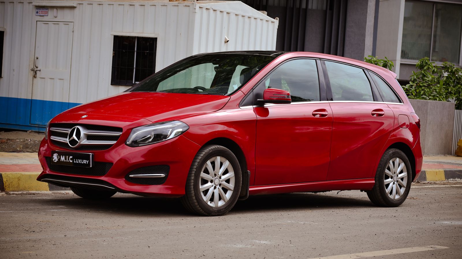 Mercedes B200