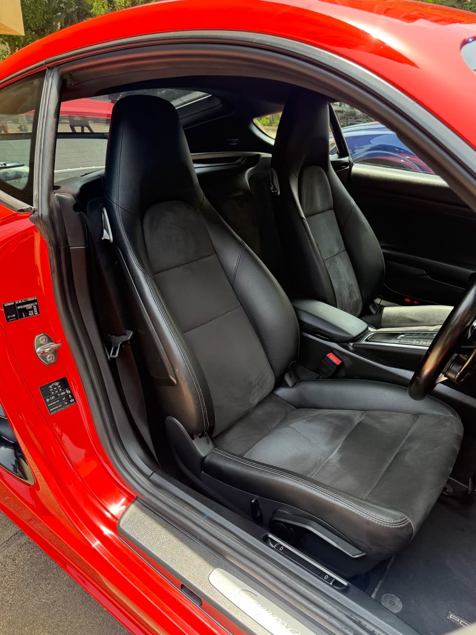 Porsche 718 Cayman