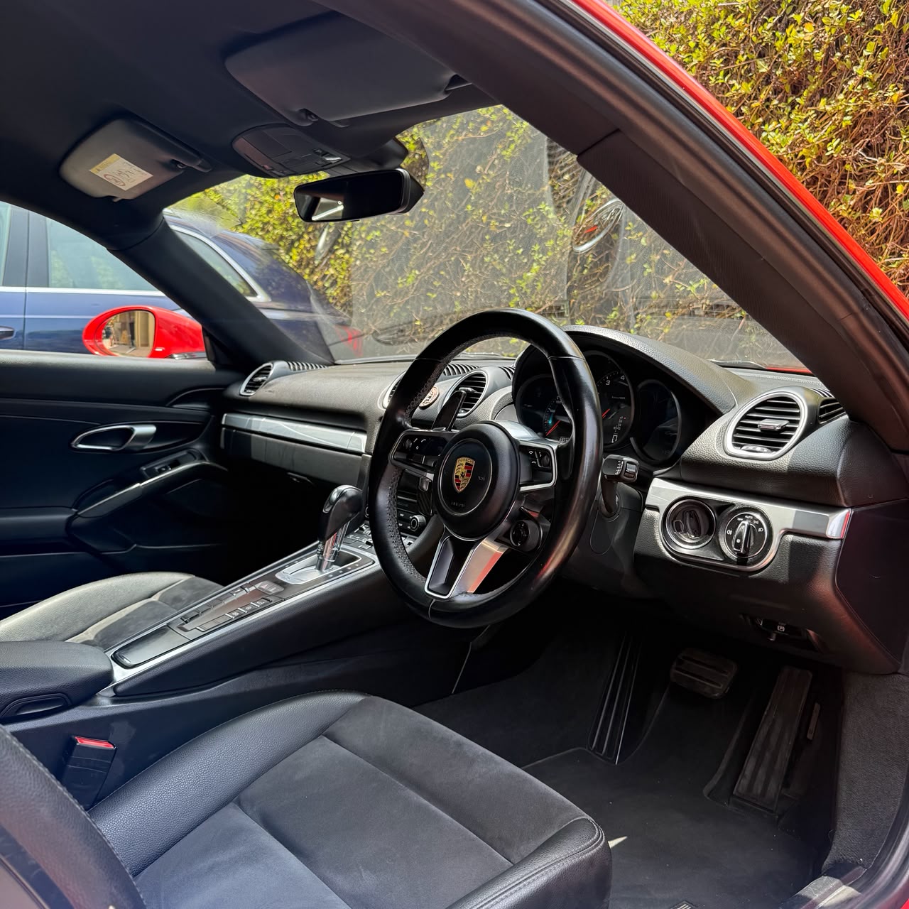 Porsche 718 Cayman