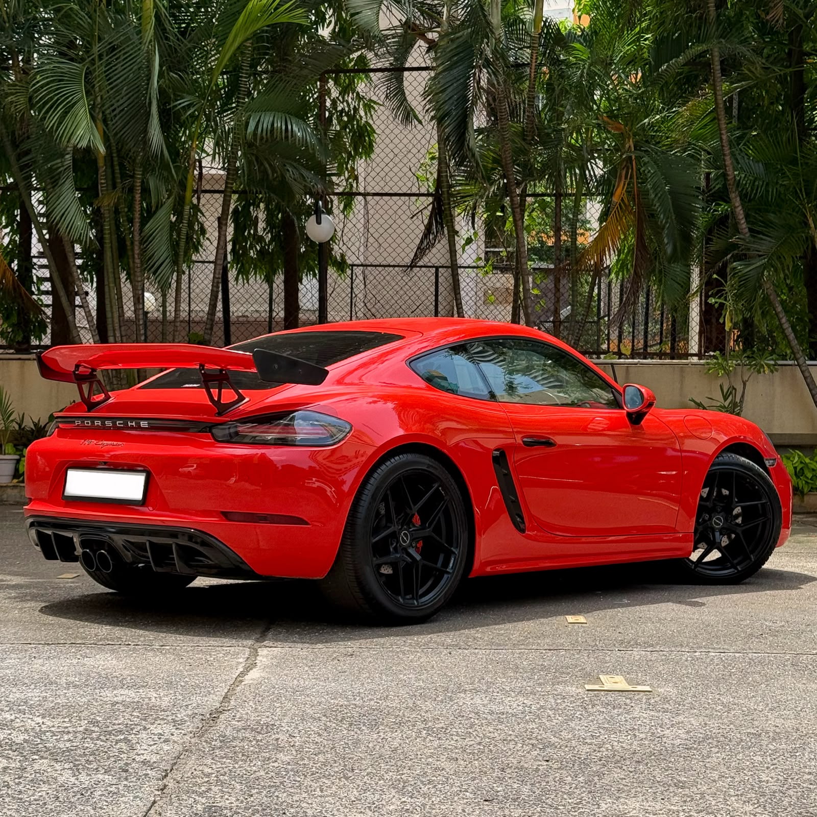 Porsche 718 Cayman